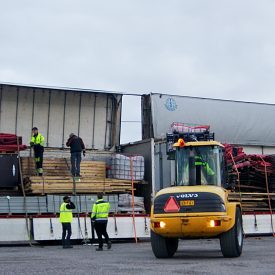 Suviseurakalusto on saapunut Äänekoskelle, missä se purettiin rekoista säilytykseen talven yli.