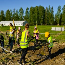 Haravointia riittää nuorten talkoissa.