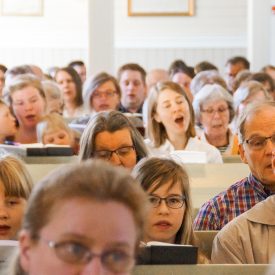 Voimallinen laulu kaikui Konginkankaan kirkossa.