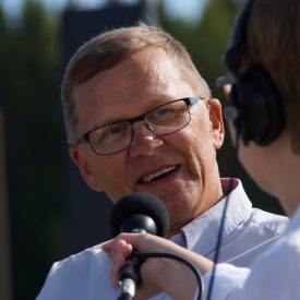 Päätoimikunnan puheenjohtaja Reijo Peura Kesäseuraradion aamuhaastattelussa.