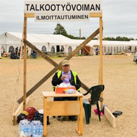 Leevi Raappana odottaa innokkaita talkoolaisia.