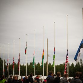 Liput laskeutuivat loppuvirren aikana.