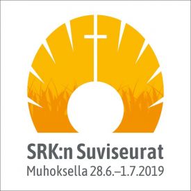 Suviseurojen tunnuslause “Herra siunatkoon sinua” on Mooseksen kirjan rukous, jolla Israelin kansa siunattiin matkalle kohti luvattua maata. Jumalan siunaus ihmisen elämässä ei tarkoita vain onnea ja menestystä, vaan myös vastoinkäymisiin voi sisältyä siunaus. suviseurat muhos 2019