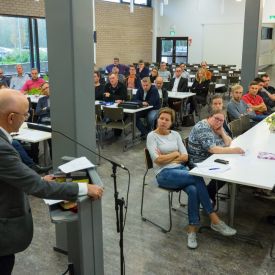 Suviseurojen päätoimikunnan puheenjohtaja Timo Aho piti avauspuheenvuoron Oulun Ry:llä 22.9.2018