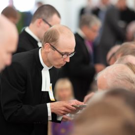 Arviolta 20 000 seuravierasta polvistui ehtoolliselle lauantai-iltana.