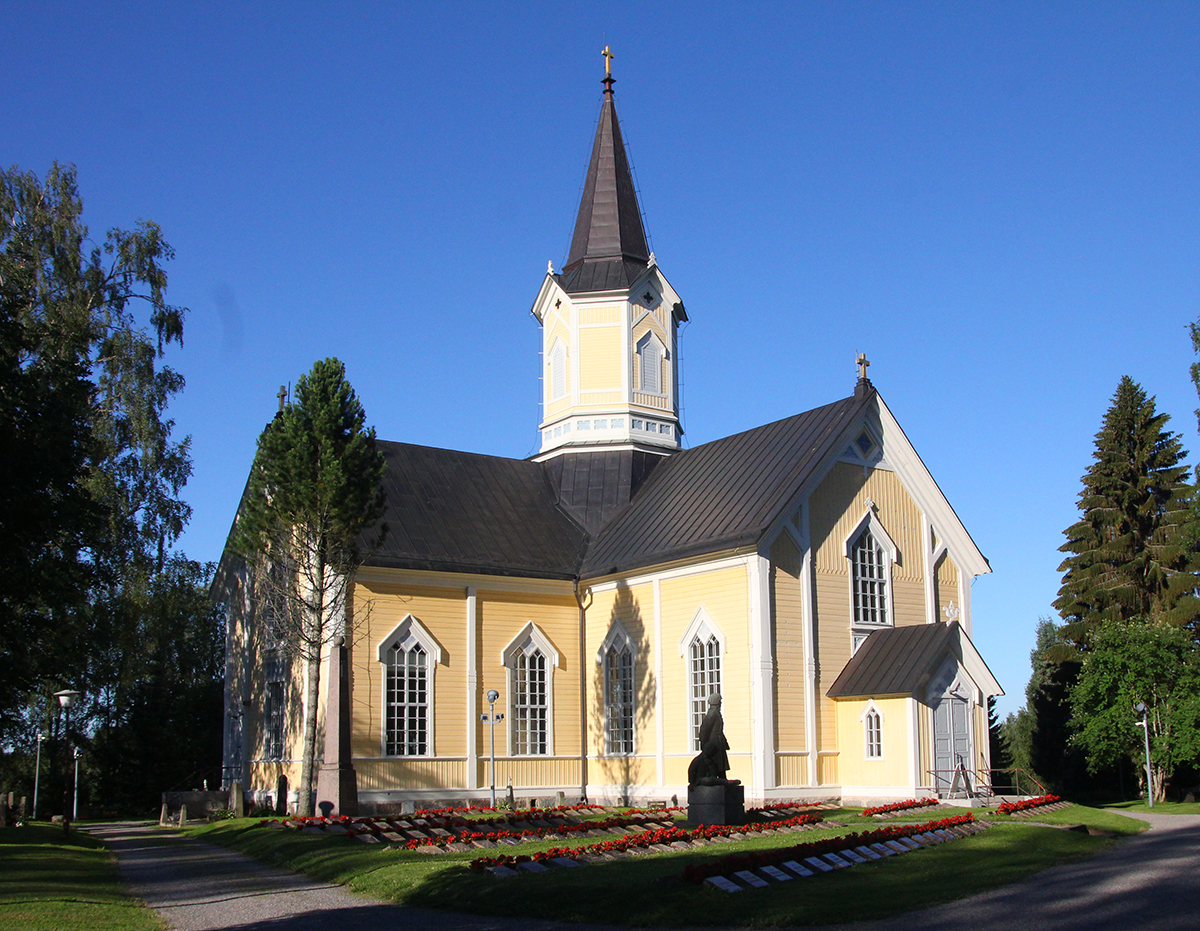 Jumalanpalvelukset järjestetään myös Haapajärven ja Reisjärven kirkoissa.